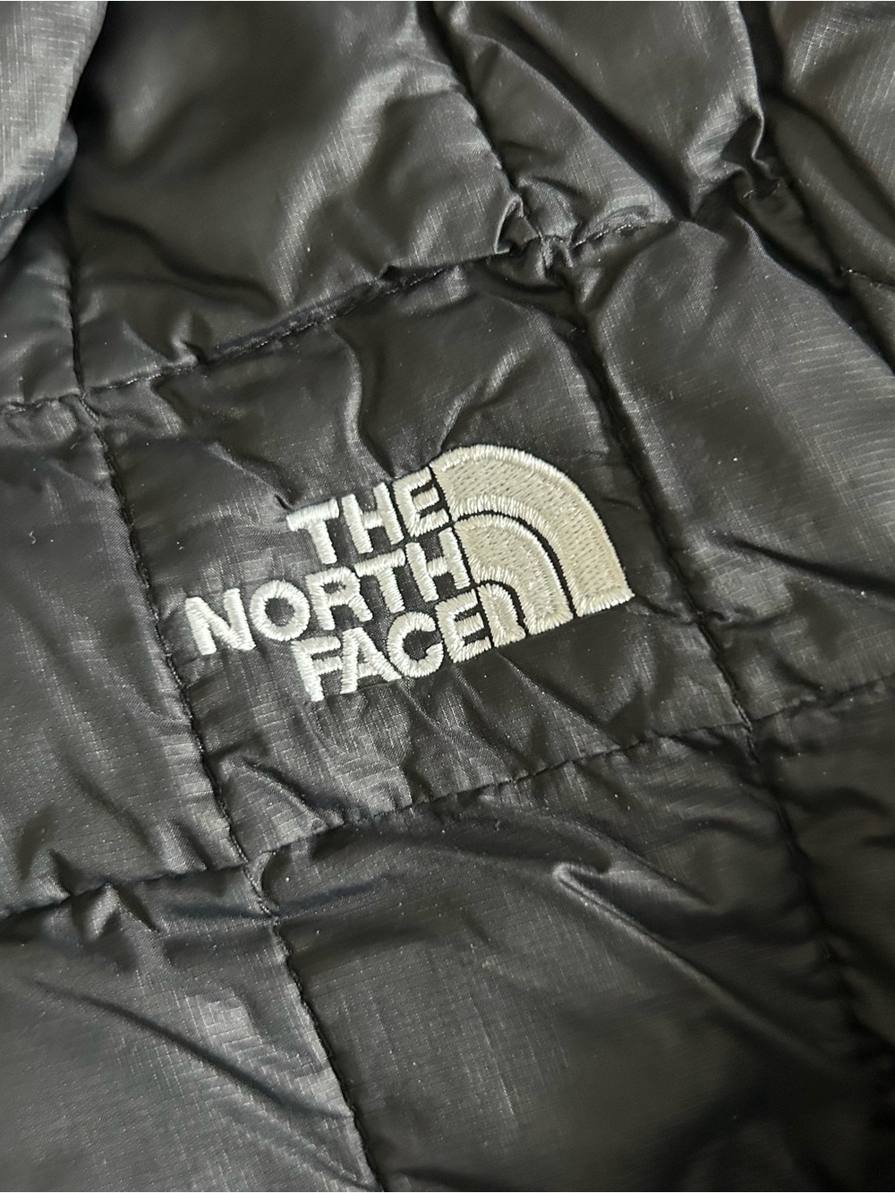 North face jacket - Picture 6 of 6